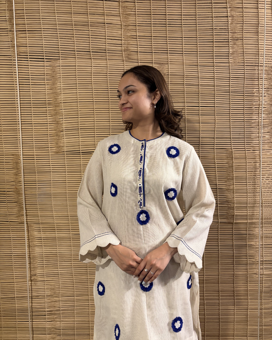 Flower Embroidered Kurta Pant Set - Blue