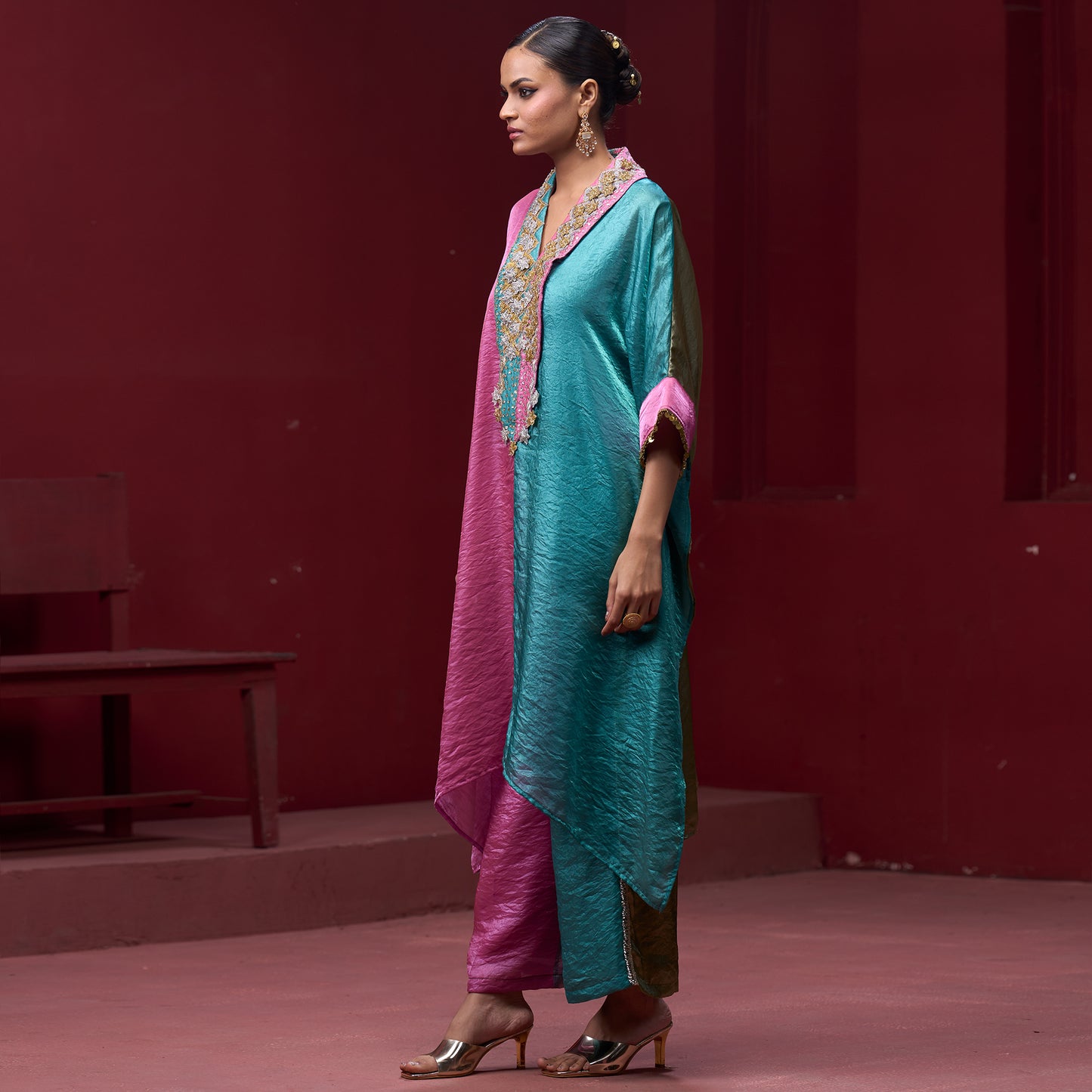 Embellished Pink & Turquoise Neck Kaftan Set