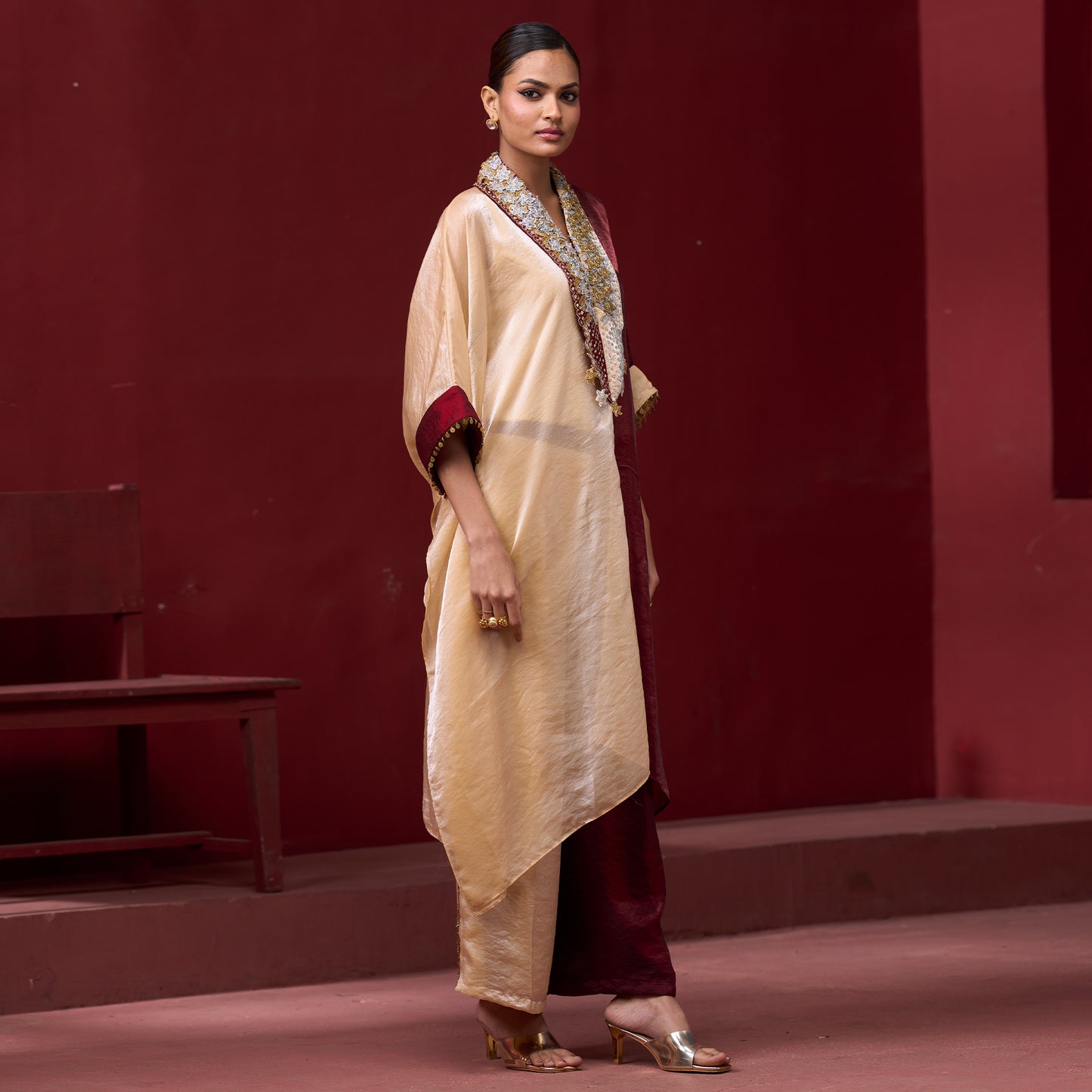 Embellished Red & Cream Neck Kaftan Set 2