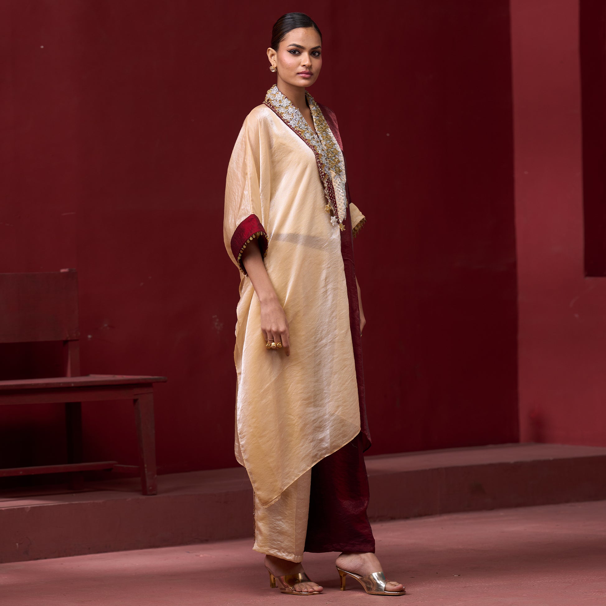 Embellished Red & Cream Neck Kaftan Set 2