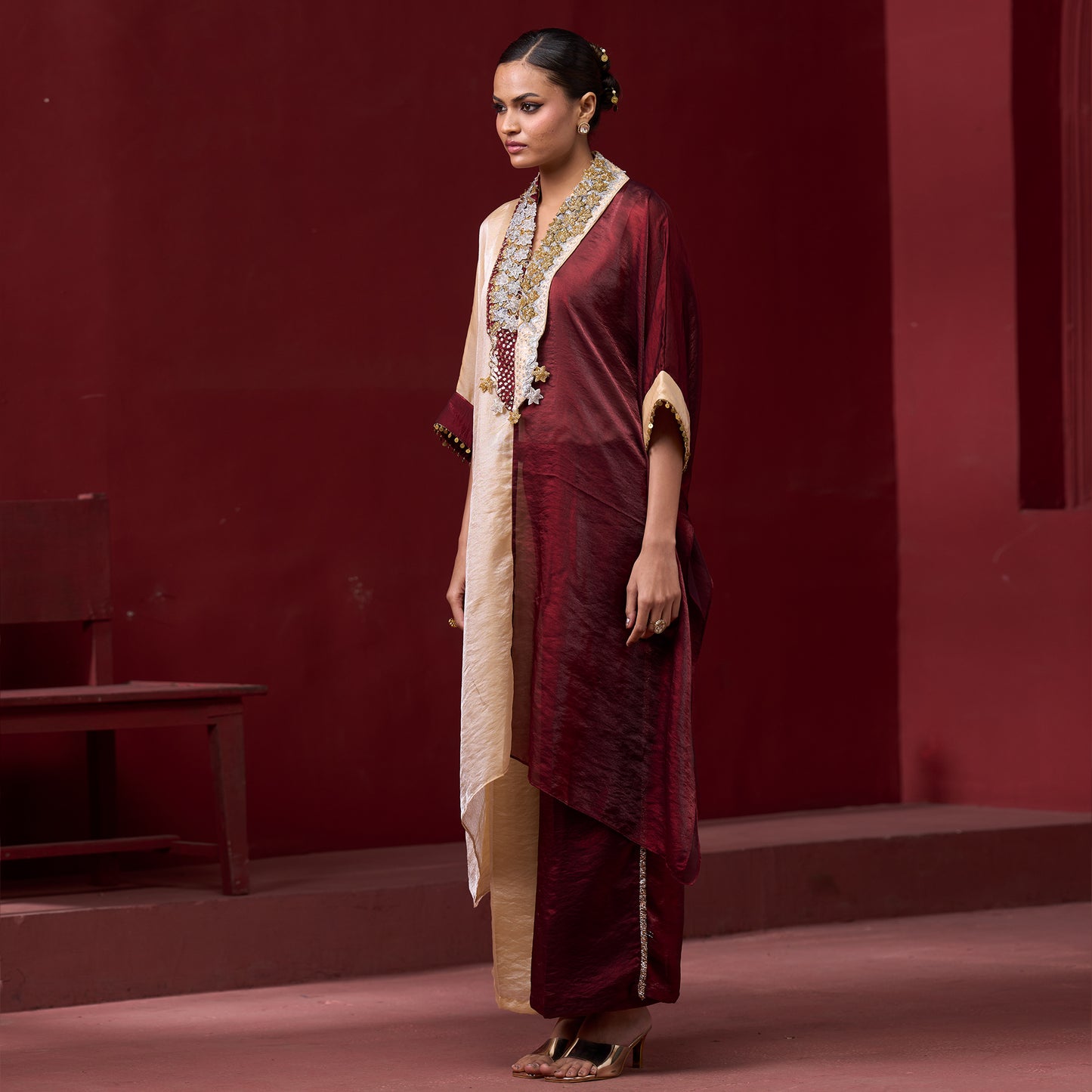 Embellished Red & Cream Neck Kaftan Set 4